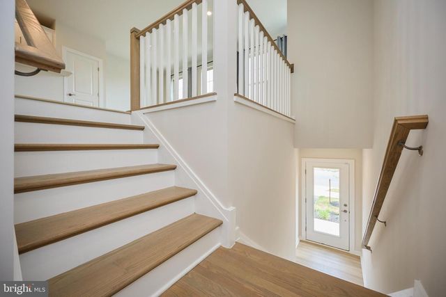 1035 VENIFENA TER SE, Leesburg, VA 20175