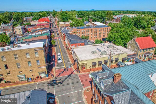 1035 VENIFENA TER SE, Leesburg, VA 20175