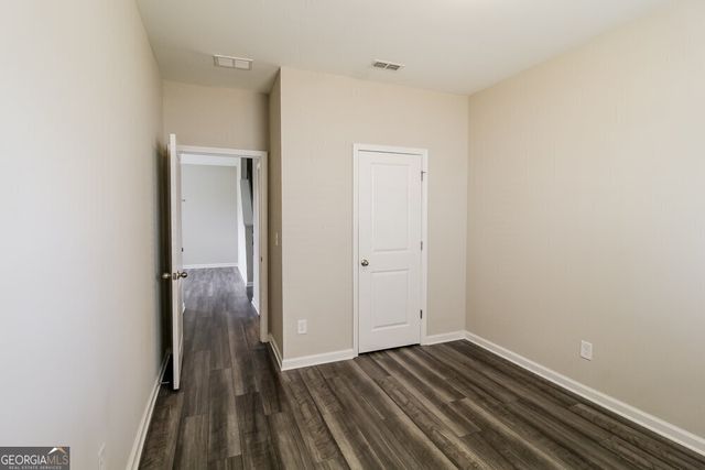 3954 Kendrick Circle, Loganville, GA 30052