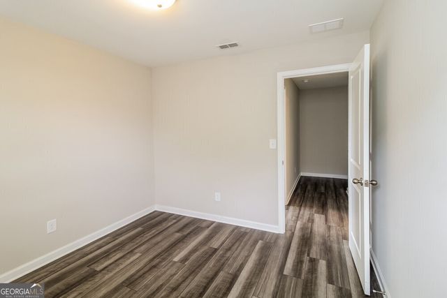 3954 Kendrick Circle, Loganville, GA 30052