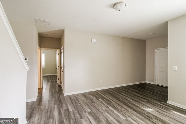 3954 Kendrick Circle, Loganville, GA 30052