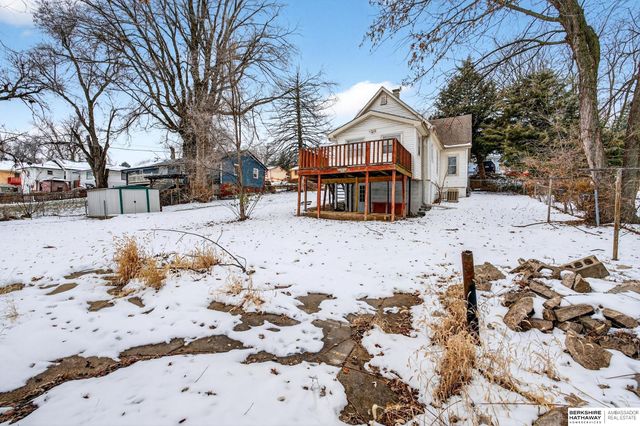 5609 S 52 Street, Omaha, NE 68117