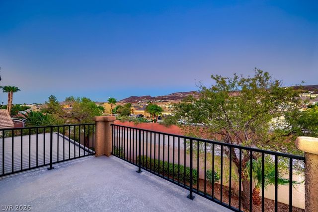 267 McNerney Drive, Henderson, NV 89012