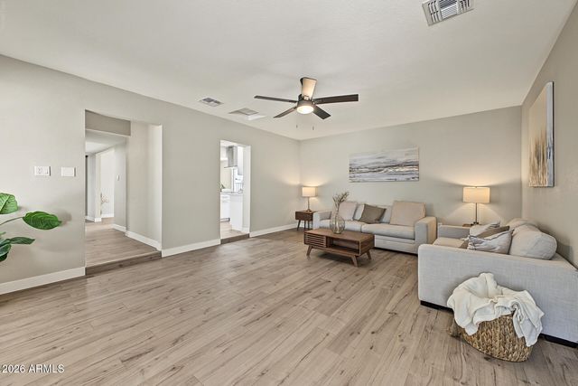 4750 N 39TH Drive, Phoenix, AZ 85019
