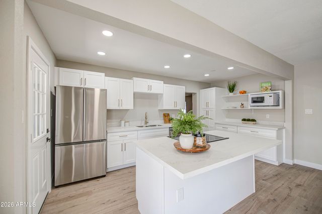 4750 N 39TH Drive, Phoenix, AZ 85019