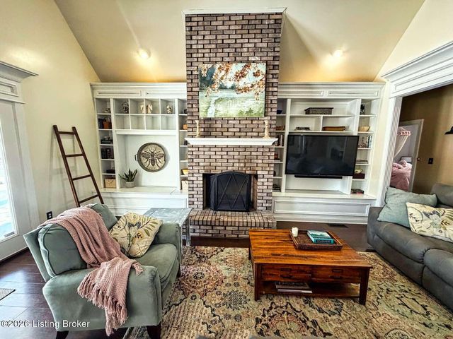 1906 Deckard School Rd, Radcliff, KY 40160