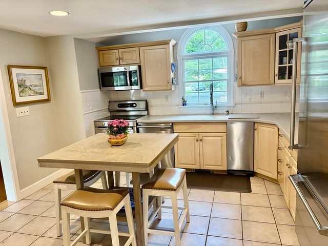 212 S Main Street, Cohasset, MA 02025