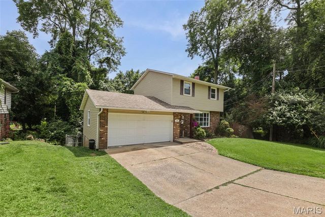 219 Patterson Place, Alton, IL 62002