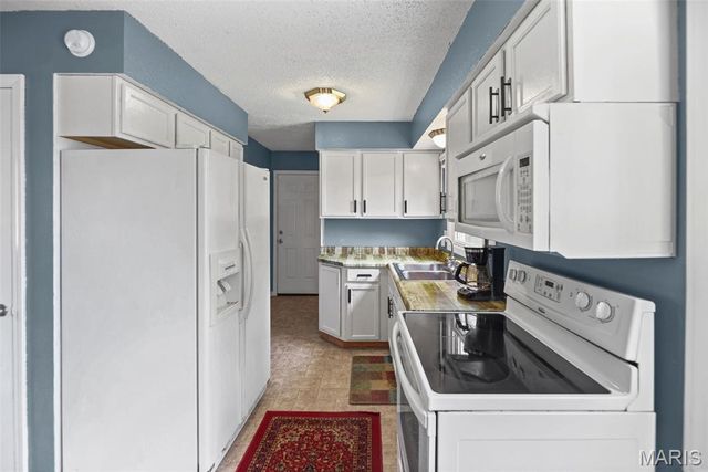 219 Patterson Place, Alton, IL 62002