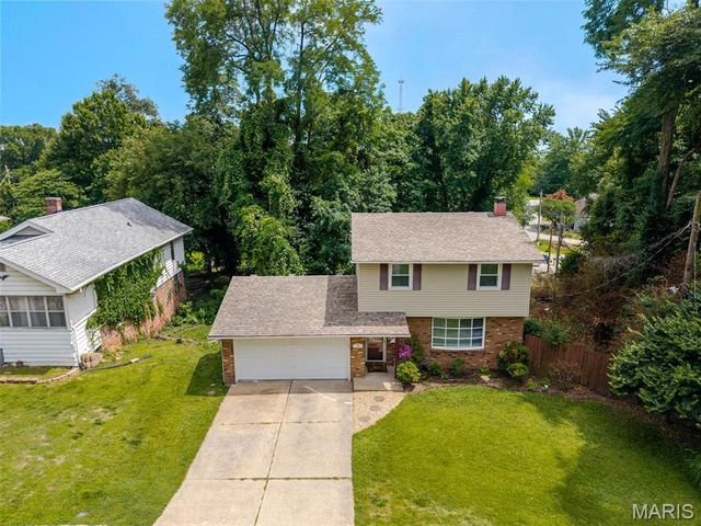 219 Patterson Place, Alton, IL 62002