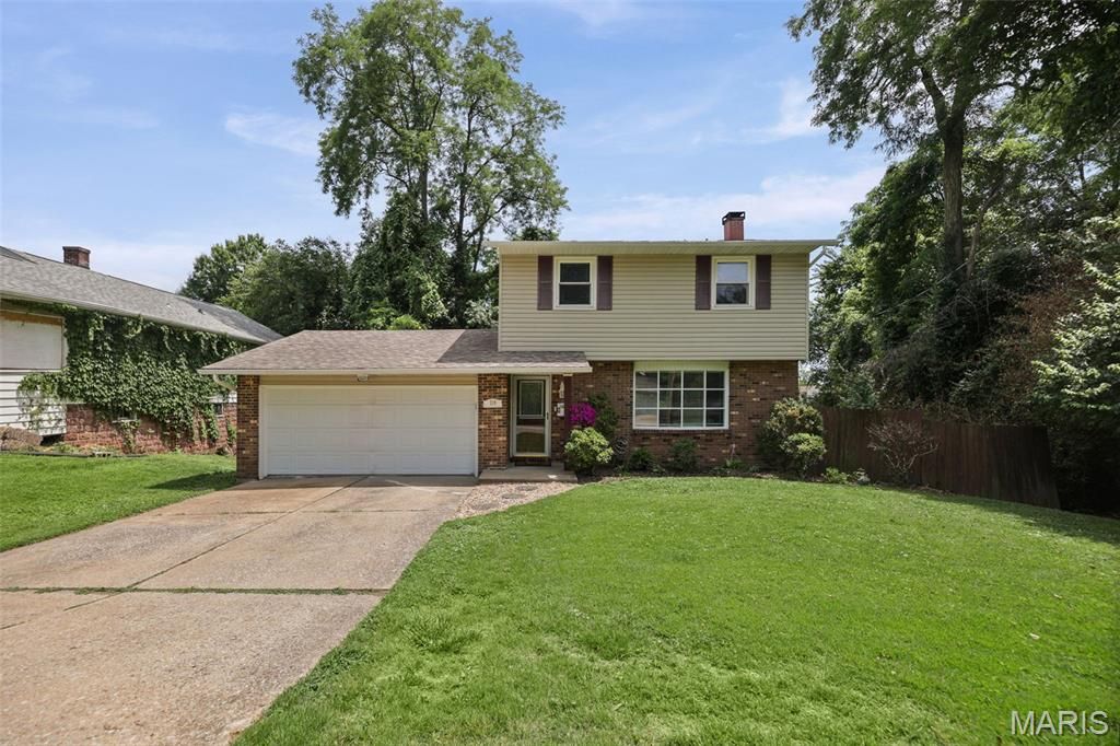 219 Patterson Place, Alton, IL 62002