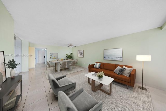 1750 NE 191st St 326-4, Miami, FL 33179