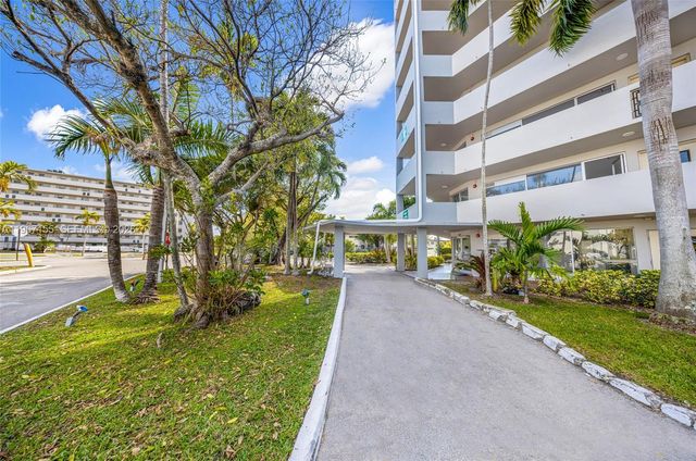 1750 NE 191st St 326-4, Miami, FL 33179