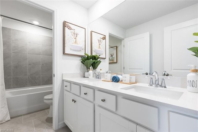 18680 Marlin Kite LN, North Fort Myers, FL 33917