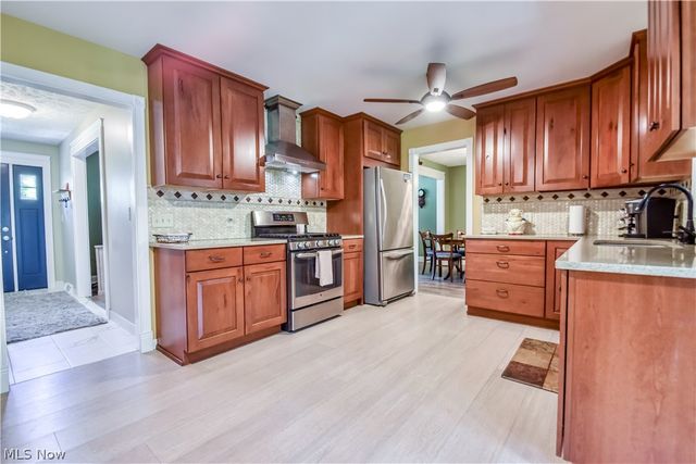 14552 Russell Lane, Novelty, OH 44072