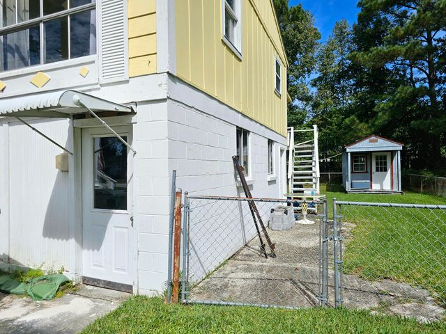 417 Robin Drive, Goose Creek, SC 29445