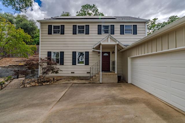 75 David Dr, Sutter Creek, CA 95685