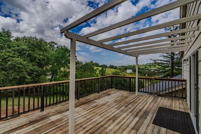 75 David Dr, Sutter Creek, CA 95685