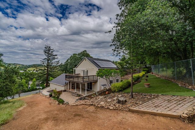 75 David Dr, Sutter Creek, CA 95685