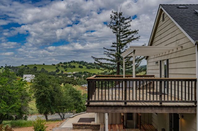 75 David Dr, Sutter Creek, CA 95685