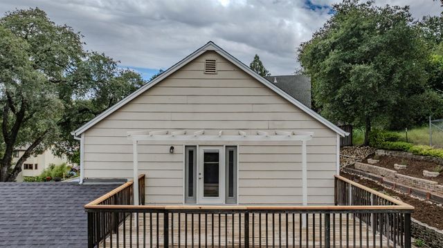 75 David Dr, Sutter Creek, CA 95685