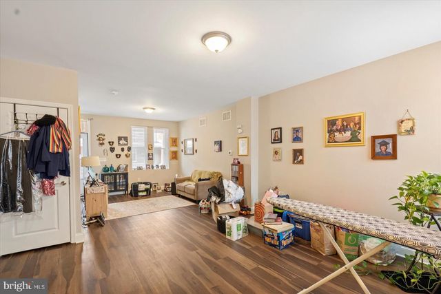 1234 N DECKER AVE, Baltimore, MD 21213