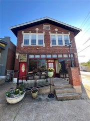 5218 Holly Hills Avenue 2, St Louis, MO 63109