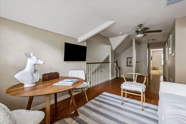 2907 Robinhood Street, West University Place, TX 77005
