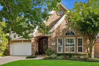 2907 Robinhood Street, West University Place, TX 77005