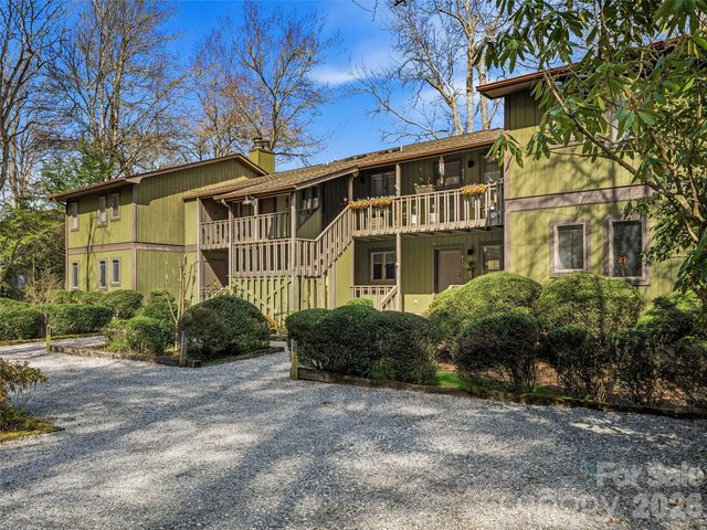 15 Gold Finch Court, Brevard, NC 28712