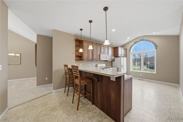 4883 Waterford Place, Lockport Town, NY 14094