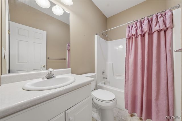 4883 Waterford Place, Lockport Town, NY 14094