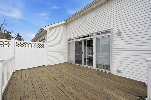 4883 Waterford Place, Lockport Town, NY 14094