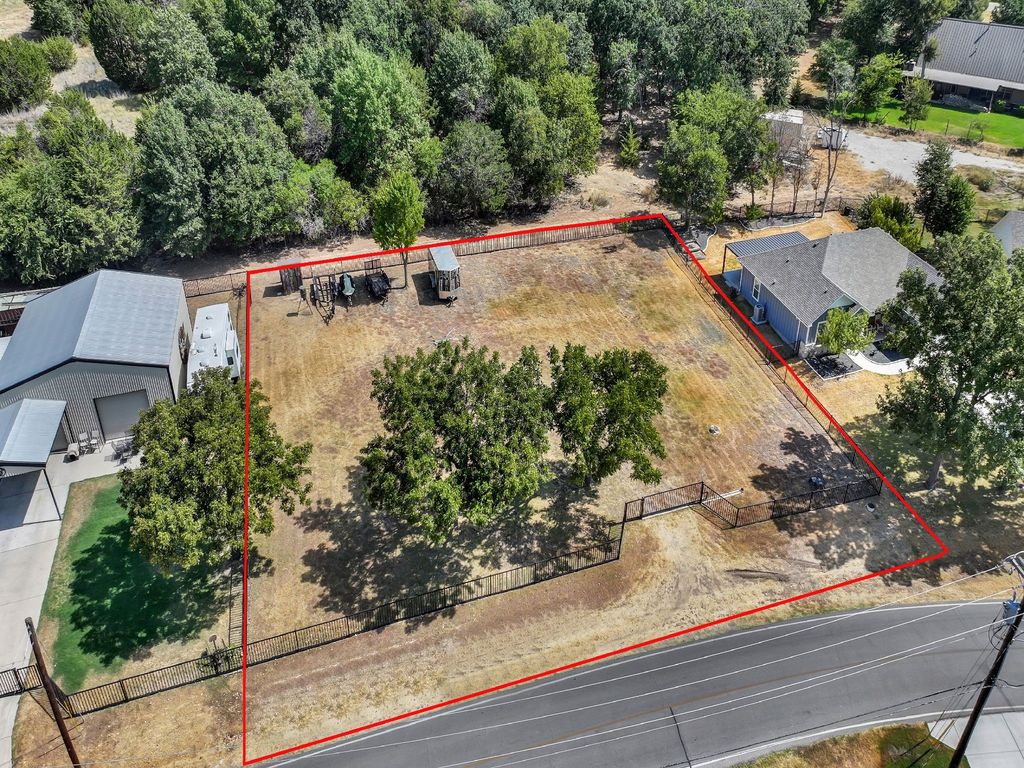 1518 E Lake Drive, Weatherford, TX 76087 — photo 4
