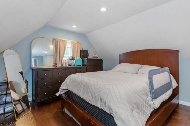 34 Decker Rd, Wanaque Boro, NJ 07420