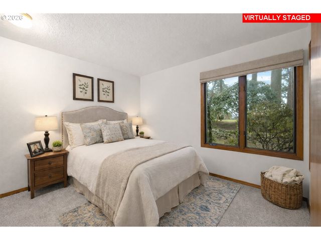 15025 Ne SACRAMENTO St 53, Portland, OR 97230