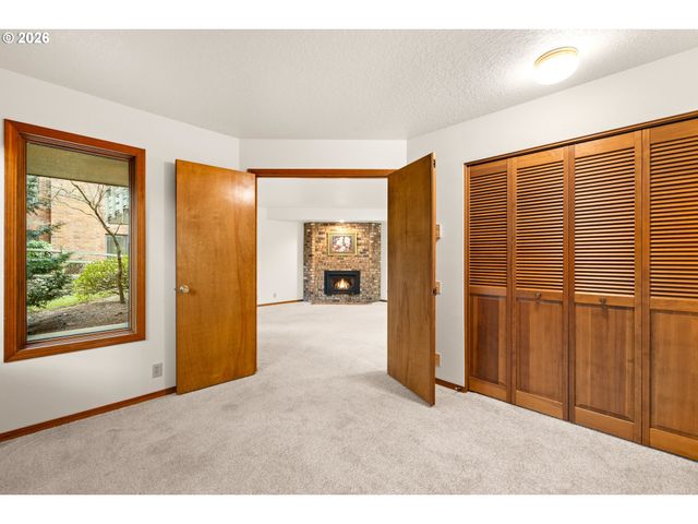 15025 Ne SACRAMENTO St 53, Portland, OR 97230