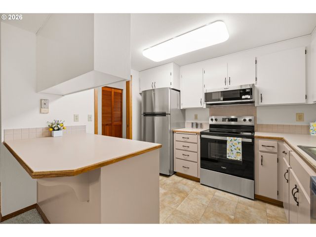 15025 Ne SACRAMENTO St 53, Portland, OR 97230