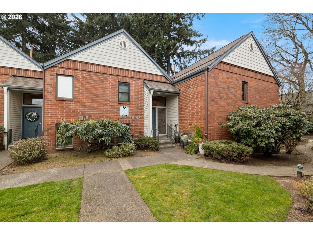 15025 Ne SACRAMENTO St 53, Portland, OR 97230