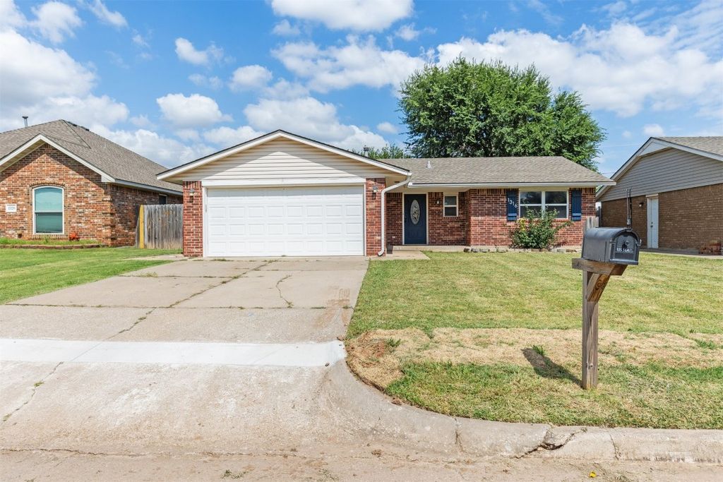 1316 Sunrise Drive, Moore, OK 73160
