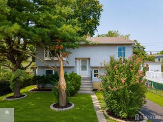 185 Chestnut Street, Avenel, NJ 07001