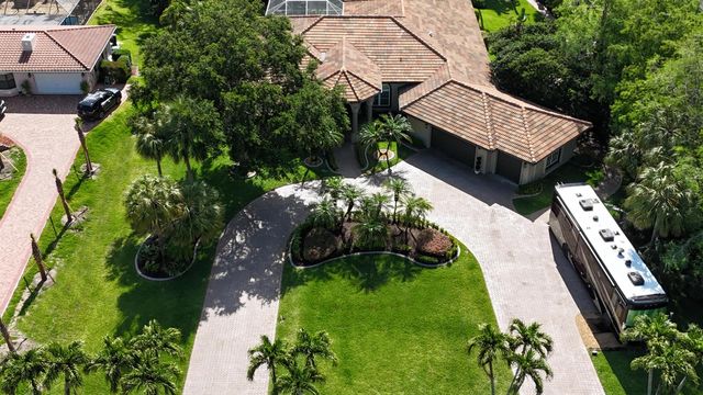 5884 NW 79th Way, Parkland, FL 33067