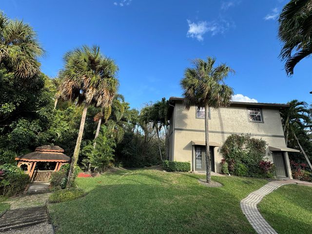 5884 NW 79th Way, Parkland, FL 33067