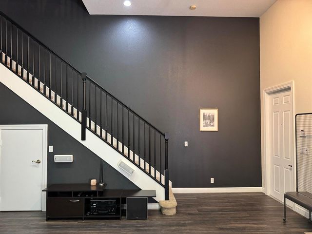 5884 NW 79th Way, Parkland, FL 33067