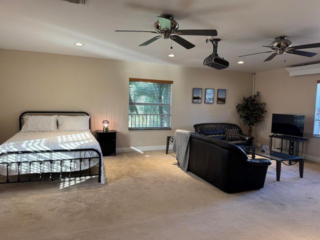 5884 NW 79th Way, Parkland, FL 33067