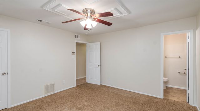 5621 Brent Drive, Haltom City, TX 76148