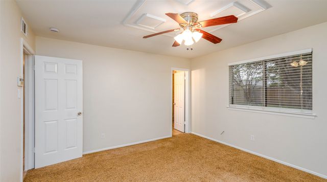 5621 Brent Drive, Haltom City, TX 76148
