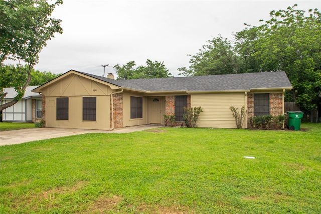 5621 Brent Drive, Haltom City, TX 76148