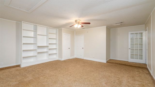 5621 Brent Drive, Haltom City, TX 76148