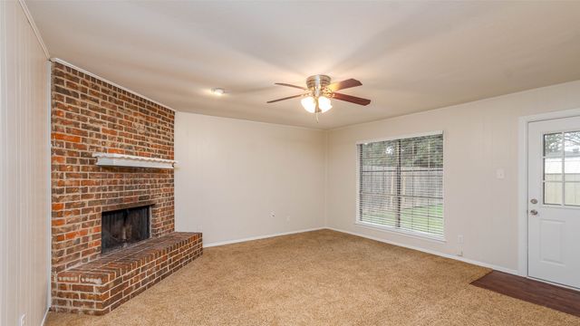 5621 Brent Drive, Haltom City, TX 76148
